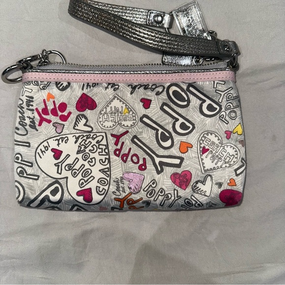 Coach Poppy Wristlet - Picture 3 of 6